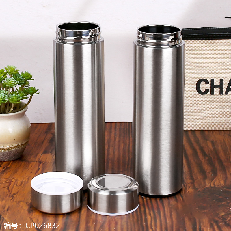 302保温杯产品图